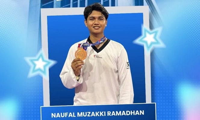 
Kampus Digital Cuma Jago IT? Mahasiswa UNM Ini Justru Juara Taekwondo DKI!