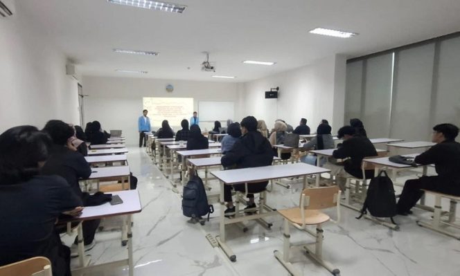 
Mahasiswa Manajemen Tanpa Teknologi, Mau Jadi Apa?