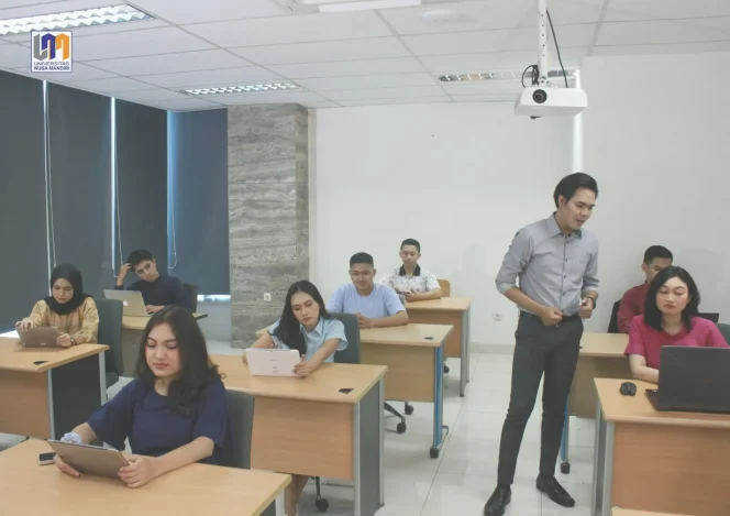 
Peran Penting PPIC Staff di Balik Kelancaran Produksi Pabrik