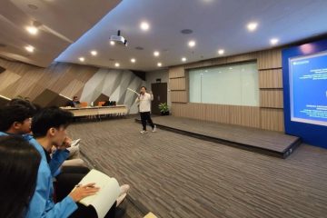 FEB UNM Siapkan Lulusannya dari Bangku Kuliah