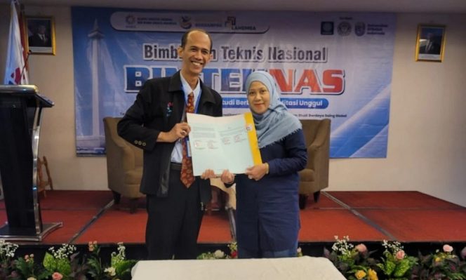 
FEB UNM Perkuat Mutu dan Kurikulum Digital lewat Bimteknas Nasional AFEBSI