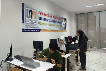 Dosen UNM Ajarkan Coding ke Anak Yatim