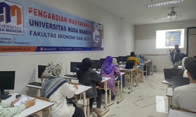 
Prodi Bisnis Digital UNM Edukasi Generasi Muda: Literasi Digital dan Etika Bermedsos Jadi Bekal di Era Teknologi