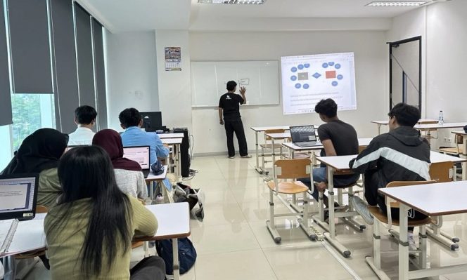 
					Semester Baru Dimulai, Prodi Bisnis Digital UNM Gaspol Cetak Talenta Industri Digital