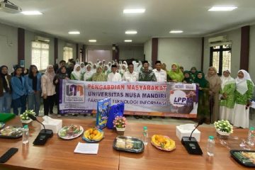 UNM Latih Pelaku Usaha Kuasai AI