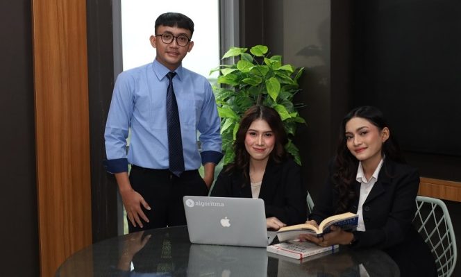 
					Nggak Punya Skill Digital? Siap-Siap Tertinggal! Ini Jurusan yang Bikin Lulusan Langsung Diburu Industri