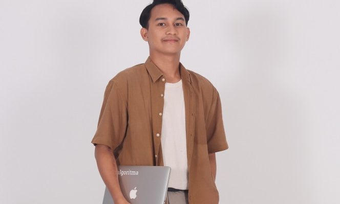 
					Jangan Asal Pilih Judul Tesis, UNM Akan Gelar Workshop Strategi Riset AI Biar Tembus Hibah