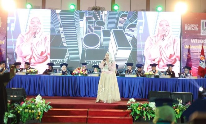 
					Aksi Spontan NMYC Bikin Wisuda UNM Pecah Momen Tak Terduga Ini Banjir Apresiasi