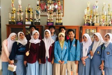 Mahasiswa UNM Turun Tangan Bangun Sistem Digital OSIS