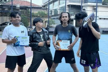 Mahasiswa UNM Adu Skill di Fun Match Padel
