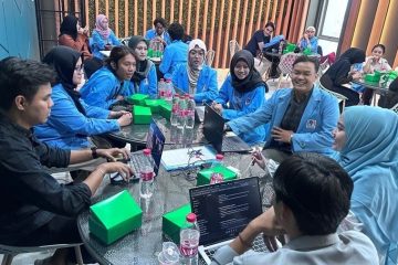 FEB UNM Bisa Dicicil dan Bebas Uang Gedung!