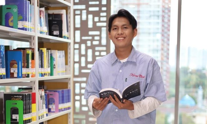 
					Perpustakaan Bukan Gudang Buku