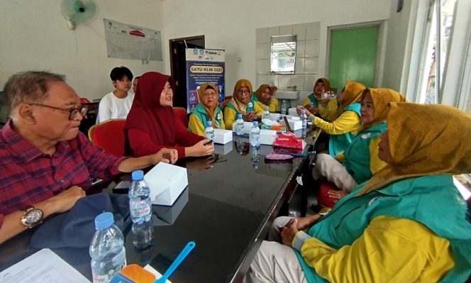 
					UNM Siapkan Posyandu Digital, RW 011 Pamulang Timur Sambut Program Hibah DPPM 2026