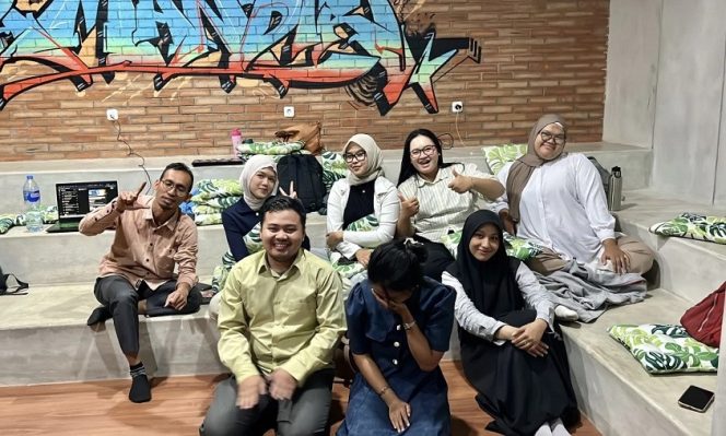 
					Artholic Studio Lolos P2MW 2026, Mahasiswa Bisnis Digital UNM Bidik KMI Expo