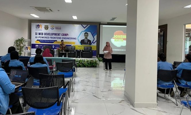 
					Mahasiswa Sistem Informasi UNM Digembleng AI Web Development, Siap Hadapi Industri Digital