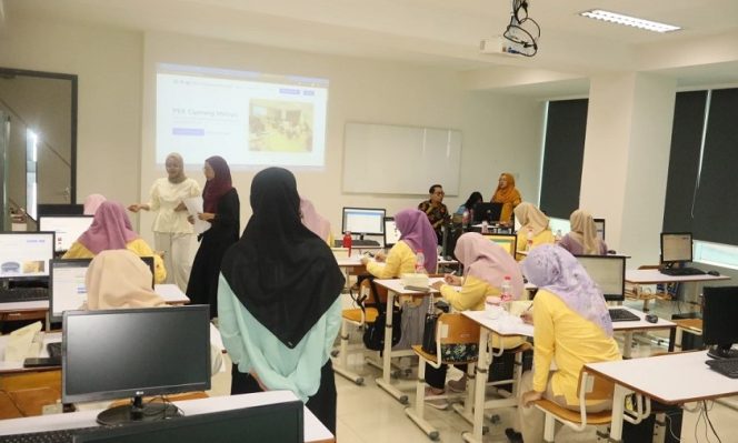 
					UNM Latih Kader PKK Kelola Website, Percepat Transformasi Digital Kelurahan Cipinang Melayu