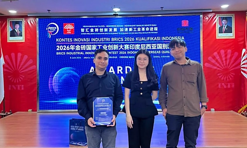 Mahasiswa S2 Universitas Nusa Mandiri Raih Innovation Award BRICS 2026