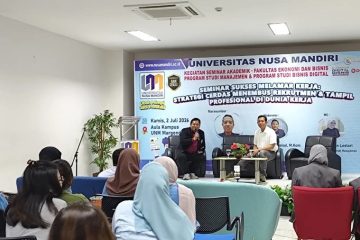Mahasiswa Universitas Nusa Mandiri Belajar Strategi