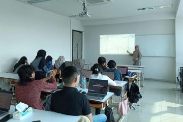 Mau Jadi Pebisnis atau Manajer Era Digital?