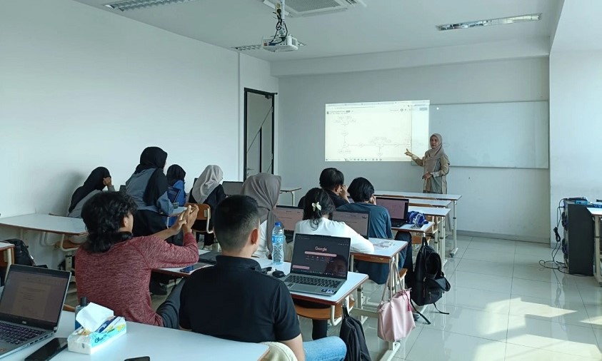 Mau Jadi Pebisnis atau Manajer Era Digital?
