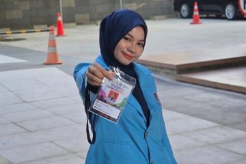 Mahasiswi Sains Data UNM Curi Perhatian di Peksimida DKI 2026 Lewat Lomba Poster Digital Mahasiswi Sains Data UNM Curi Perhatian di Peksimida DKI 2026