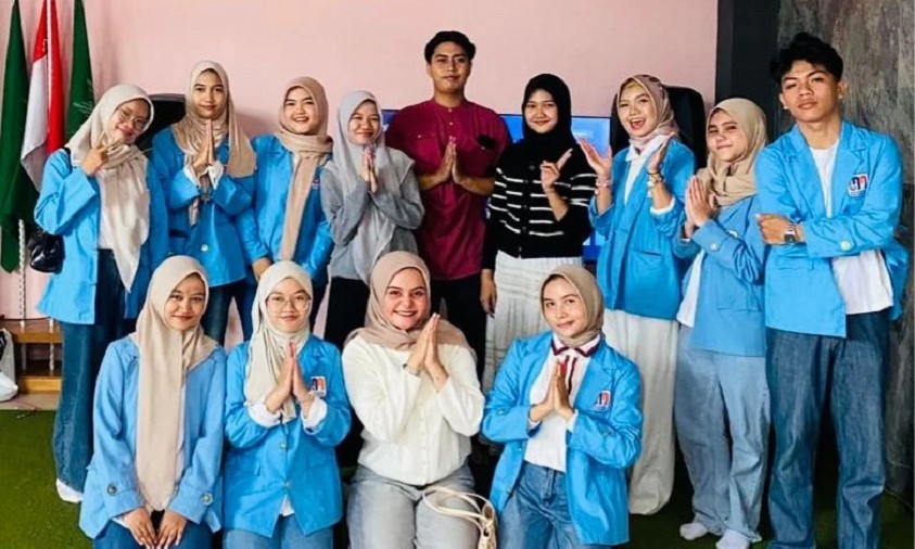 Tak Hanya Jago Digital, Mahasiswa Universitas Nusa Mandiri Turun Langsung Edukasi Hidup Sehat Mahasiswa Universitas Nusa Mandiri Turun Langsung Edukasi Hidup Sehat