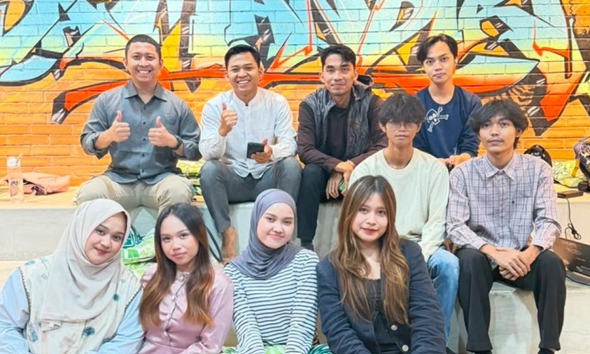 Mahasiswa UNM Buktikan Public Speaking Bukan Bakat, Tapi Skill yang Bisa Dilatih hingga Panggung Nasional Mahasiswa UNM Buktikan Public Speaking Bukan Bakat
