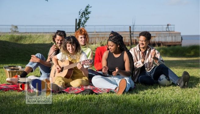Chord Lagu Sederhana Ternyata Gampang Dimainkan Bareng-Bareng, Ini Analoginya dengan Kerja Tim Digital