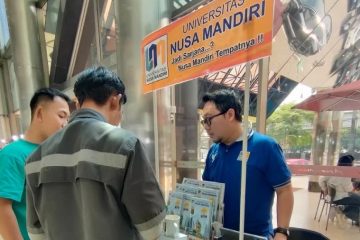Open Booth UNM di Arion Mall Rawamangun