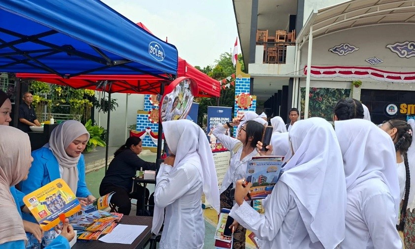 Edu Fair SMAN 12 Depok, UNM Buka Peluang Beasiswa Jalur Undangan bagi Siswa Edu Fair SMAN 12 Depok