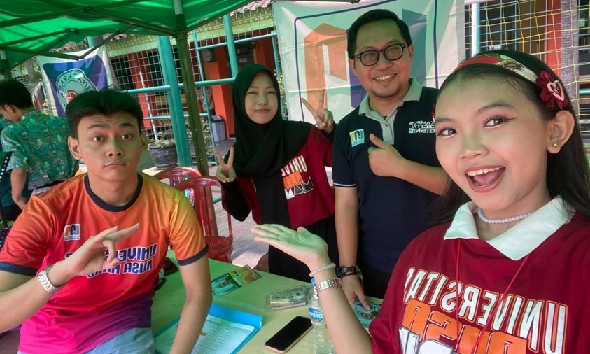 UNM Hadir di Edufair SMAN 54 Jakarta Berikan Informasi Pendidikan UNM Hadir di Edufair SMAN 54 Jakarta
