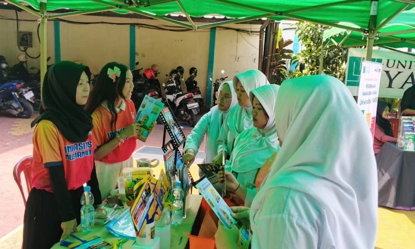 Open Booth UNM