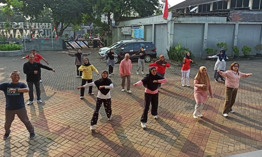 Teknologi Makin Canggih, FTI UNM Ingatkan Pentingnya Kesehatan Teknologi Makin Canggih