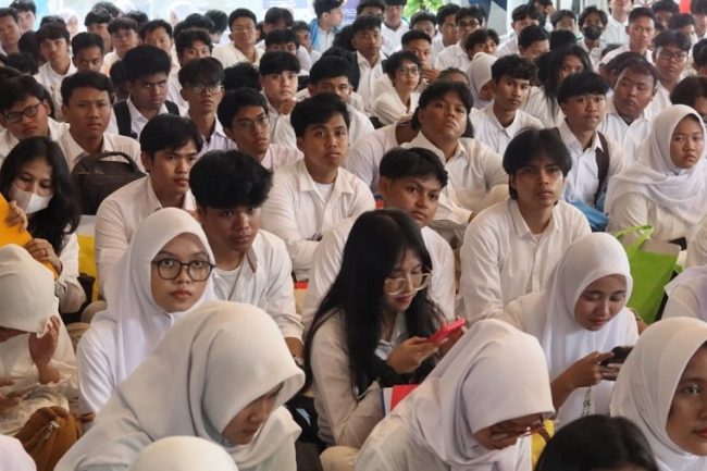 Rancang Bisnis dan Karier Sejak Masa Orientasi