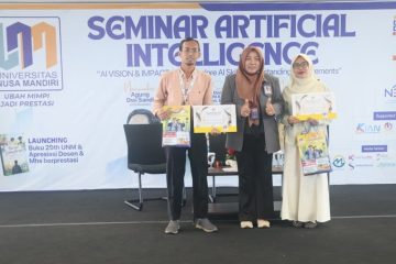 UNM Apresiasi Tiga Dosen Berprestasi