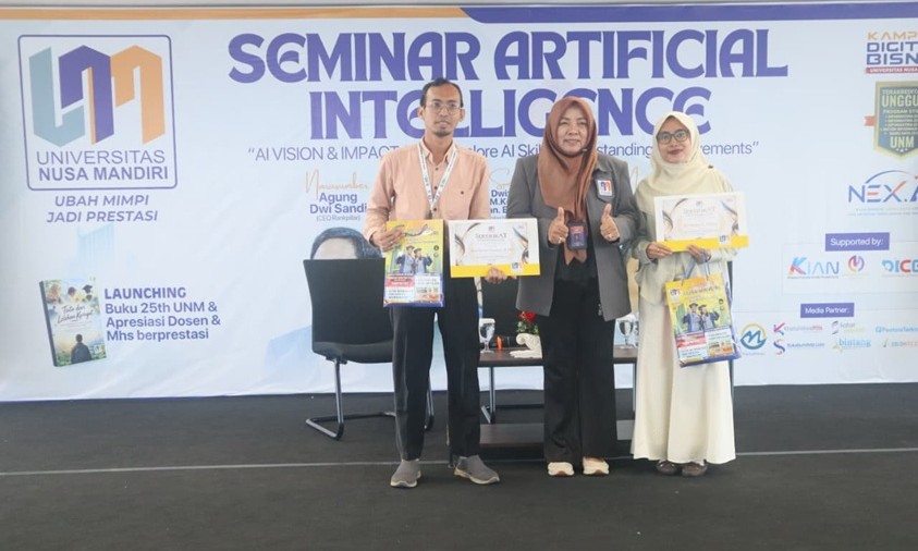 UNM Apresiasi Tiga Dosen Berprestasi